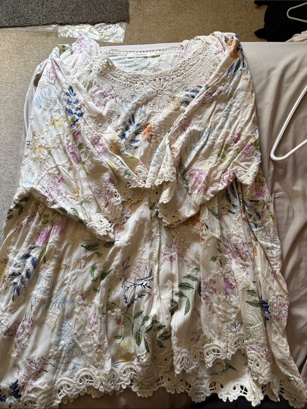 Solitaire Cream Embroidered Floral Blouse